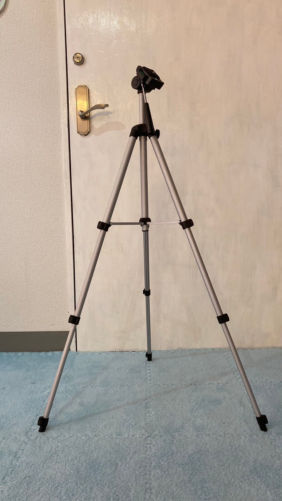 三脚
